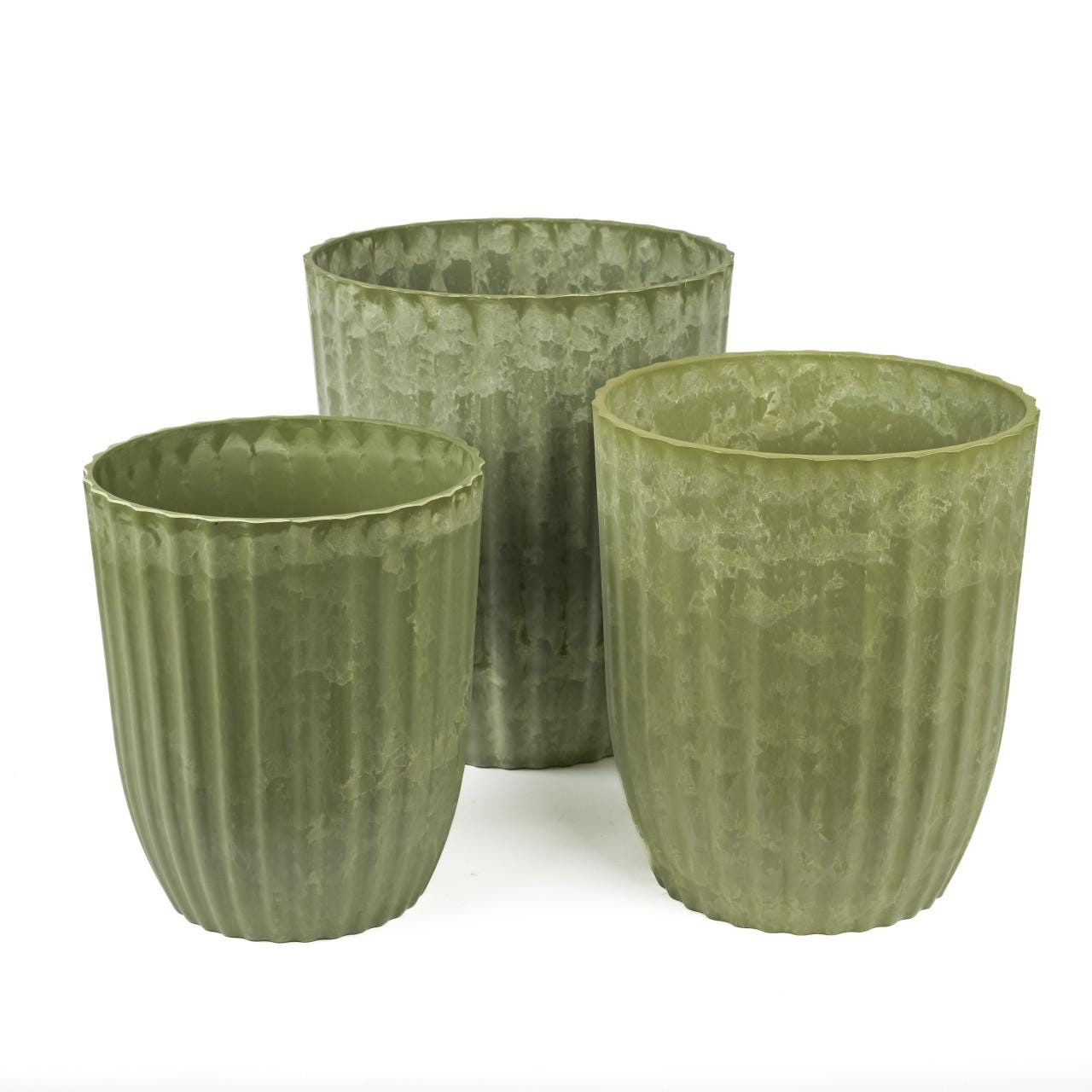 Green Flower Pot, Ribbed Plant Pot, Plastic Planter - 3 Sizes, Modern ...
