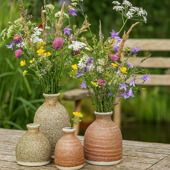 Tischvase in Steinoptik - Vase mit Struktur - Blumenvase, altrosa/taupe - Keramikvase - Blumendeko Vase - 2 Größen