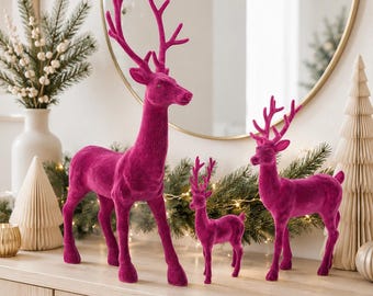 Beflockter Hirsch Pink, Weihnachtsdeko Rentier - Samt Hirsch stehend, Dekofigur Weihnachten, Tischdeko Landhaus - 3 Größen - Geschenkidee