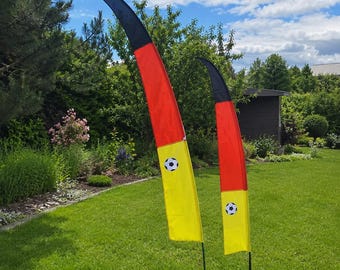 Fußball Gartenfahne Deutschland, Windfahne XXL, Teleskopfahne für Garten und Fußball-WM, Fan Deko Outdoor, 2 Größen - Geschenkidee