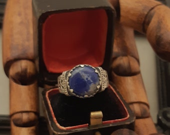 Vintage 925 silver lapis lazuli medieval ring