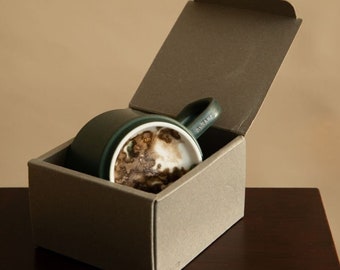 KONARE SOLO Green Mug | Gift for Him - Artistic cup - Handmade pottery - Japanese made - Coffee aesthetic