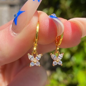 gold mini butterfly earrings || huggie earrings || cute || dainty || minimalist || y2k || gold jewelry || women’s jewelry || cute gift ||