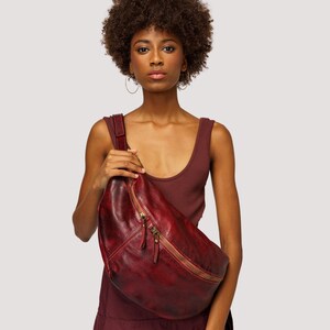 Très grand sac à bandoulière en cuir, sac à bandoulière bohème souple pour femmes, sac poitrine en cuir XL, sac à main en bandoulière, artisan 100 % fait main en Italie !