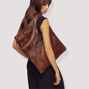 Sac convertible à bandoulière, sac tendance surdimensionné en cuir italien effet vieilli vintage doux et doux - 100 % artisanal