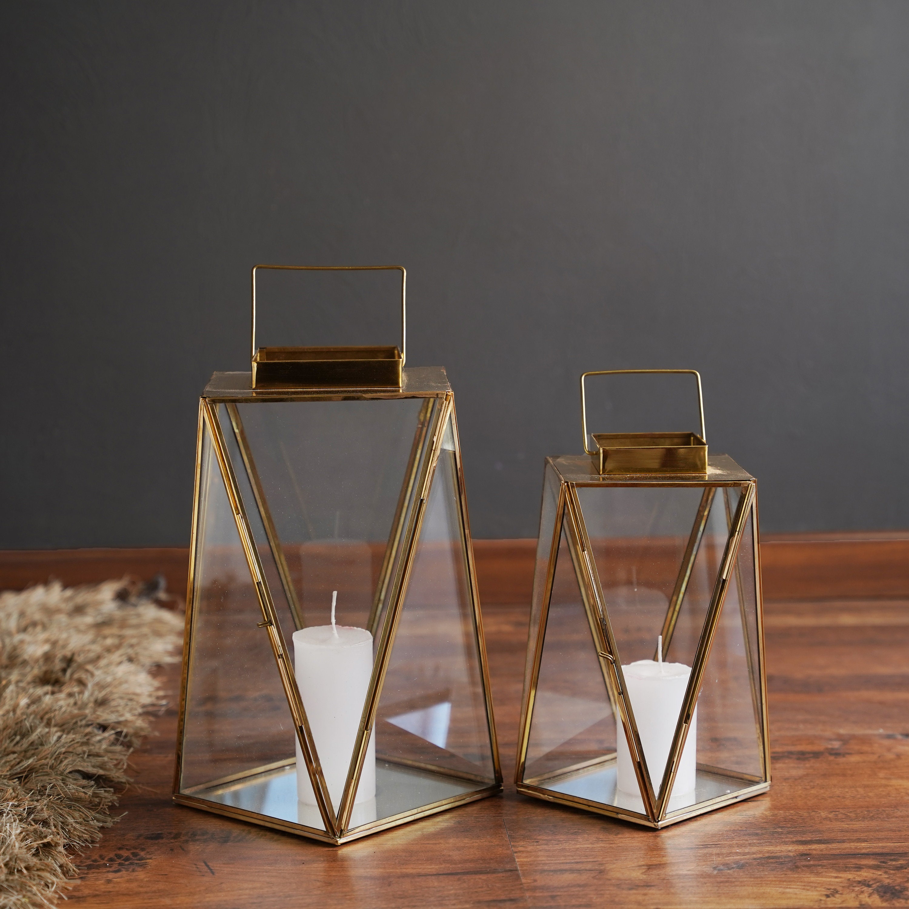 Lanternes en Treillis d'or Laiton Pour Les Salons, Lanternes Modernes Faites à La Main Pièces Maître