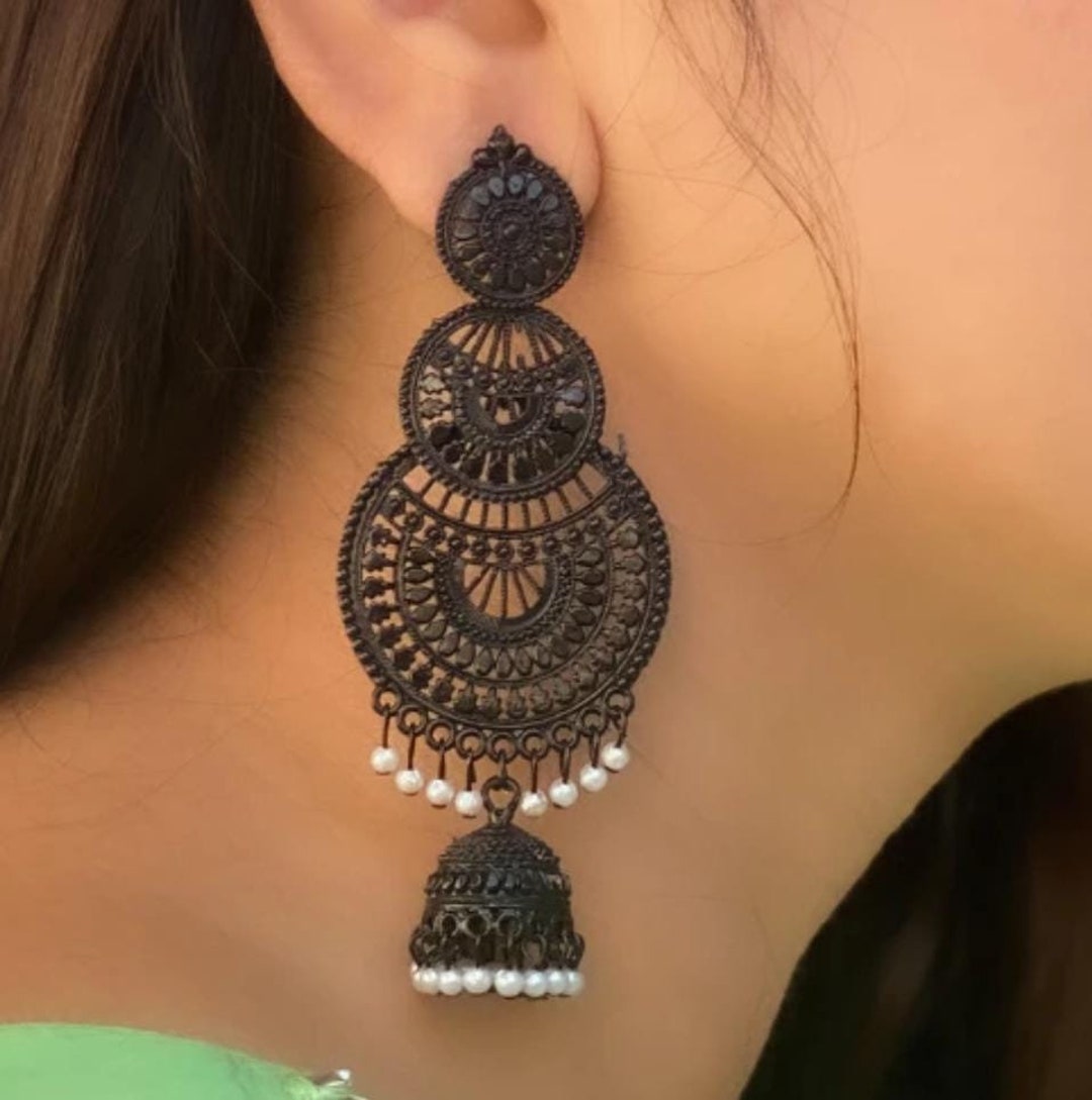 Black sale jhumka earrings
