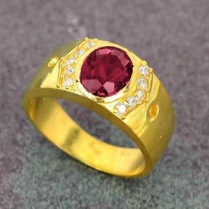 7カラット ピンクルビー ジェムストーン メンズリング、ファセット