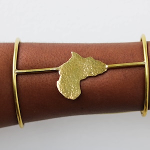 Bracelet en laiton avec carte de l'Afrique, bijoux en laiton, bracelet manchette africain, bracelet de poignet, bracelets de poignet en laiton, cadeau de Noël pour elle, cadeau pour maman
