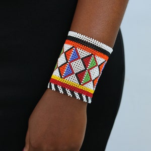 Naruki Handmade Maasai Beaded Cuff Bracelet - Multicolored main image 0