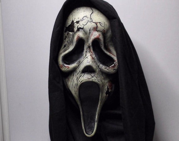 Scream 6 Ghost Face Mask aged Funworld 