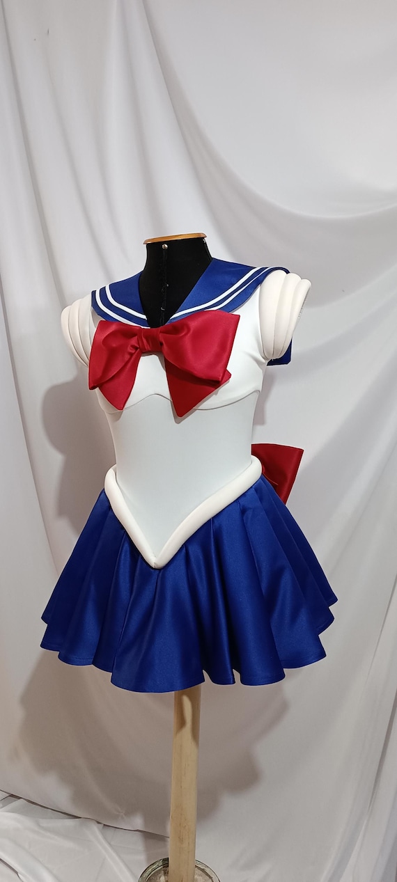 セーラームーンのコスプレ、カスタムメイドのセーラースカウト - Etsy 日本