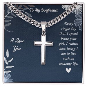 Gegraveerd kruis voor vriend, Cubaanse ketting voor vriend, 1e verjaardagscadeau voor vriend, verlovingscadeau, Valentijnscadeau voor vriend