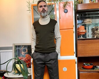 70s VINTAGE TURTLENECK- Retro Classic Brown & Beige UNISEX Turtleneck (M)
