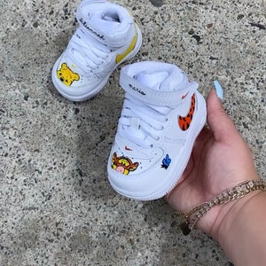Newborn baby store boy shoes nike