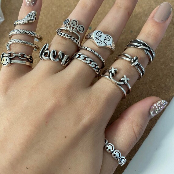 Grunge style sale rings