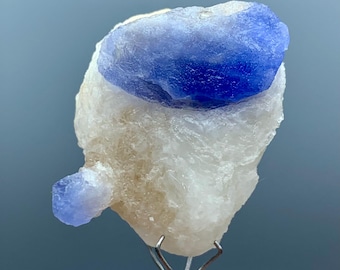 Vibrant UV Reactive Hackmanite Specimen | Tenebrescent Color Changing Crystal Stone | Rare Fluorescent Mineral