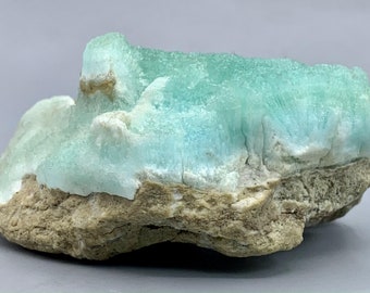 Aragonite Specimen: Afghanistan Mineral Display (176.00 GM)