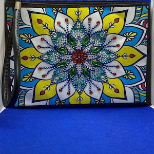 Muñeca Mandala Diamond Art