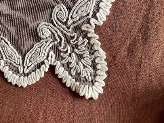 Collar Beautiful hand-embroidered collar with emb… - image 4