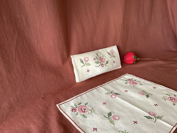 Napkin cover Antique hand-embroidered linen napki… - image 4