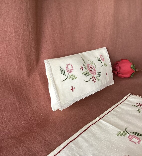 Napkin cover Antique hand-embroidered linen napki… - image 5