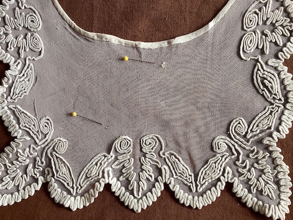 Collar Beautiful hand-embroidered collar with emb… - image 6