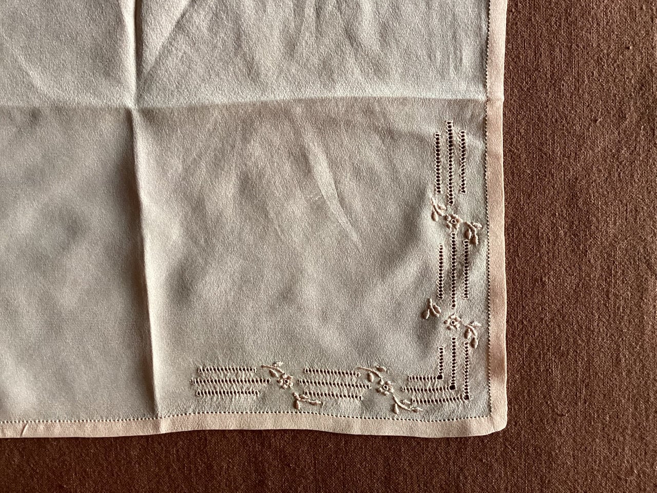 Collar Antique Hand-embroidered Pocket Square or Handkerchief of Silk ...