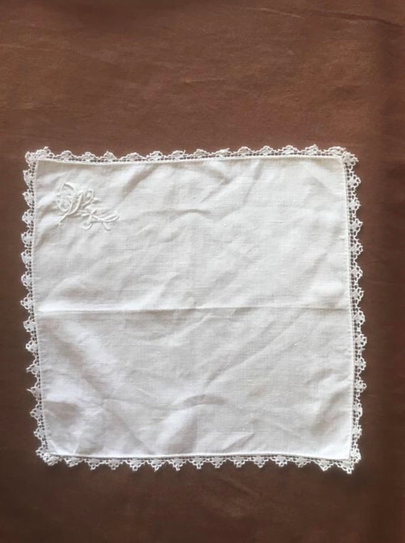 handkerchief Antique hand embroidered linen handk… - image 1