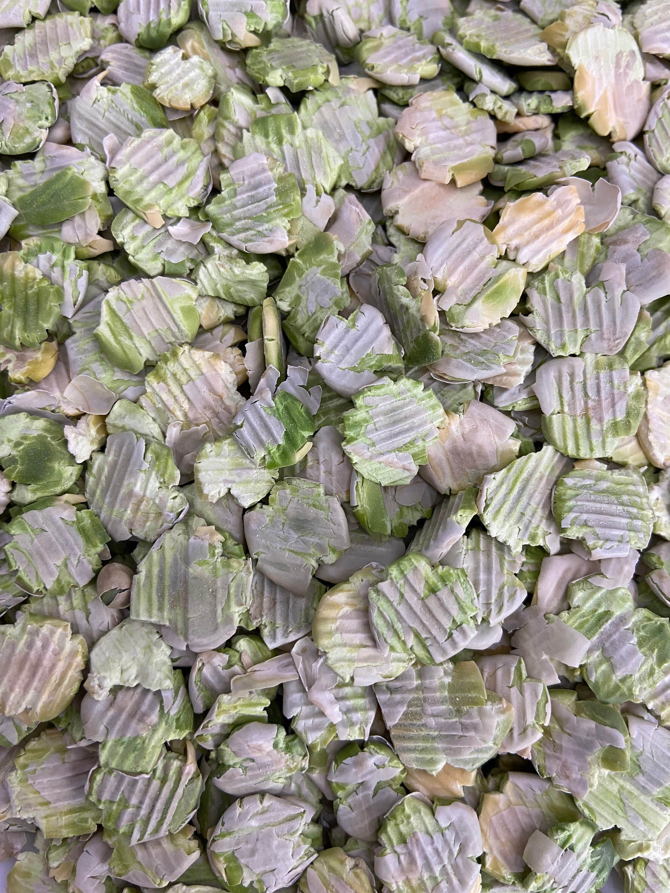 100 Pea Flakes 150g Treats For Rabbits Guinea Pigs Etsy