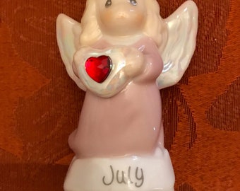 Precious Moments Tetera de marzo-Mini-Ángel con piedra natal de julio- Figura de niña Lefton de junio-Grandes regalos vintage coleccionables del mes