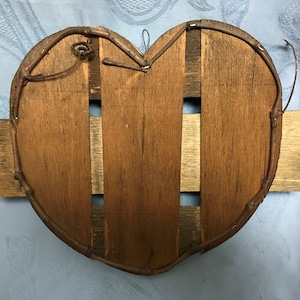 Bushel Basket Lids-Great for Wall or Door Decorating-Heart Shaped Replica-Rustic Country Decor Wall Hanging-Vintage All Wood Slat Cover
