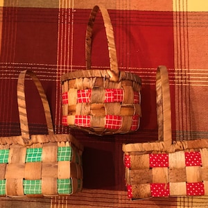 Baskets-Flat Weave Abaca W/ Red & Green Fabric-Round-Square-New Philippine Vintage-Great Christmas-Gift Baskets-Centerpieces-Nicely Crafted