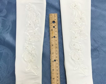 Gants longs doigts - 3 styles de nylon brodé et de lycra - en blanc et ivoire - magnifique gant de mariage - doux et élégant pour les bals de promo - cotillons