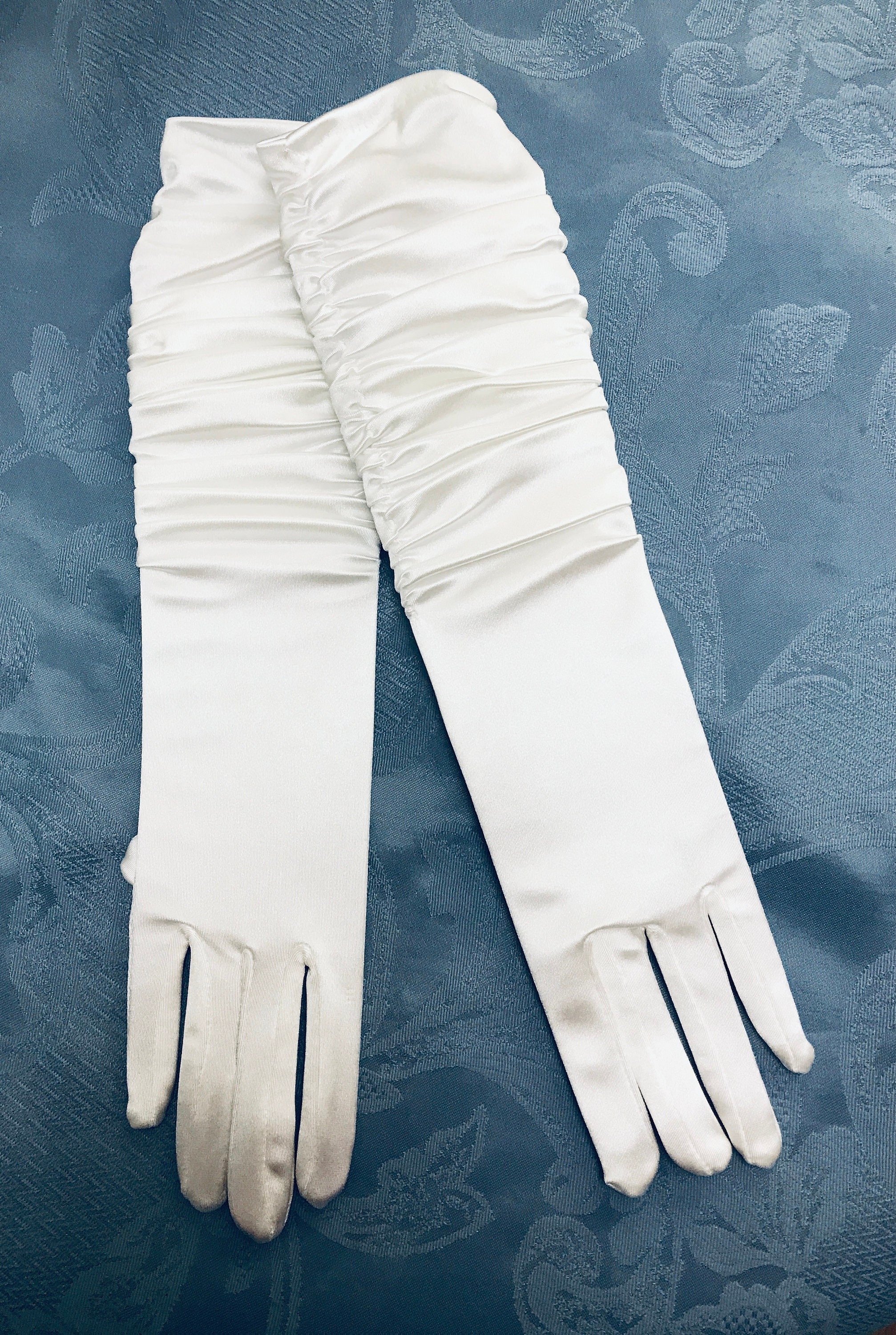 SAVITA Gants Blancs Femme Gant Long Gant de Soirée Satin Coude Gant de la  Fete Long White Elbow Gloves : : Mode