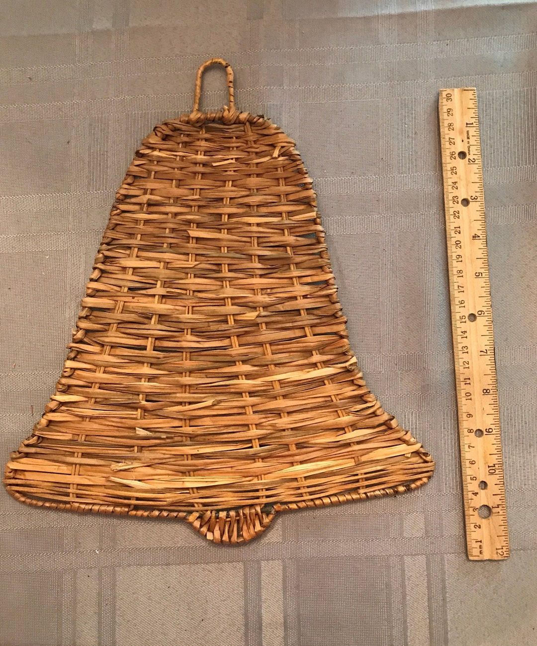 フィリピン木製 牛の形 車 籐製かご付き