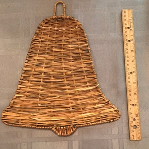 Wicker Bells-Shovels-Tree-Flat-Beautifully Crafted Christmas Wicker-Wicker Wedding Bell-Crafting-Metal Frame-Wicker Designs for Doors-Walls