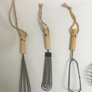 Whisk-Rug Beater-Blue Frying Pan Ornaments-Mini Antique Look- Vintage Metal/Wood-Utensils-Mangelsens- For Bakers-Chefs-Cleaners-Shower Favor