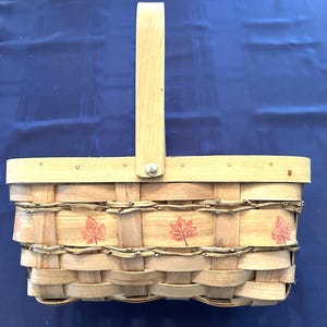 秋/感謝祭の飾り付けに使える秋のバスケット - テーブルアレンジメント - フルーツバスケット - 秋のセンターピース - フルーツや花を詰める - 回転式トップバスケット