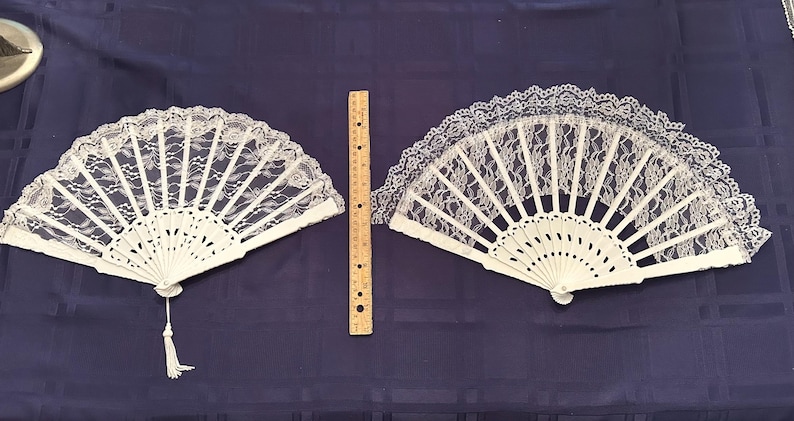 Vintage Lace Folding Fans-4 Sizes-White & Ivory-Perfect Condition from our Bridal Shop-Victorian Fans for You and Your Dolls-19" to 5 1/2" image 3