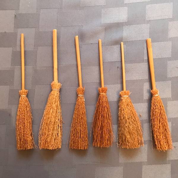 Mini Witches Brooms & Mop Style Broom-Halloween Decorating-Perfect for Kids Crafts-Ornaments-Magnets-Doll Houses-Dolls-Shower Favor-Packages