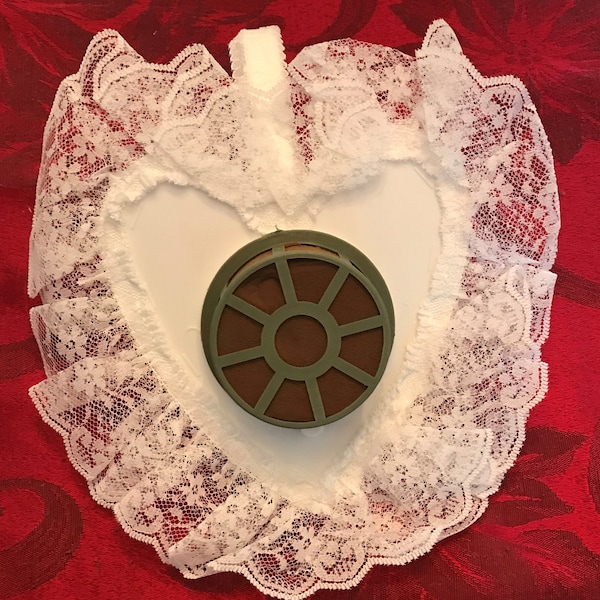 Lace Heart Bouquet Holder with Oasis Foam Insert-New Vintage Lomey Heart Holders for Easy Make Heart Bouquets-Made in USA-Great for Weddings