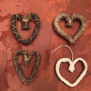 Grapevine-Twig & Straw Heart Wreaths-Small-5 Styles-4"-6"-Perfect Small Accents-Ornaments-Kids Crafts-Christmas Gifts-Favors-Valentines