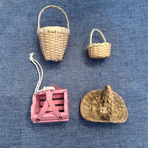 Piccoli cestini di paglia - 6 stili - 1 pezzo - Perfetti per feste, bomboniere, lavoretti per bambini, creazione di bambole, ornamenti, miniature, case delle bambole, peluche