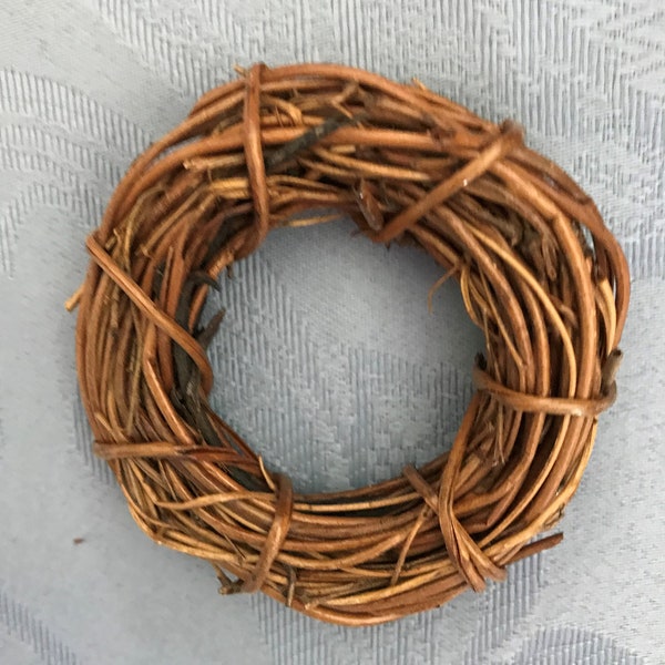 Mini Grapevine Wreaths-Natural-Brown- 3-6-12 Pcs.-Twig & Thicker Style-Country Favors-Ornaments-Kids Crafts-Dollhouses-Napkin Rings-Magnets