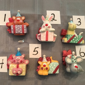 Birthday Favors/Caketopper-For Kids-Pets-Ceramic Animal Keepsakes on Gift Box-6 Styles-Bear-Bunny-Dinosaur-Pig-Dog-Mouse-Vintage-Personalize
