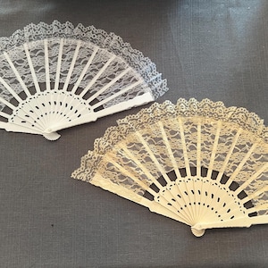 Vintage Lace Folding Fans-4 Sizes-White & Ivory-Perfect Condition from our Bridal Shop-Victorian Fans for You and Your Dolls-19" to 5 1/2" image 2
