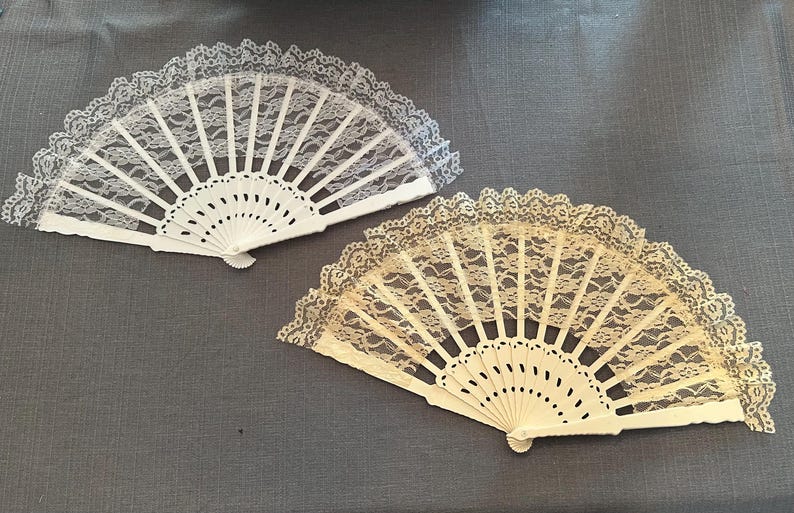 Vintage Lace Folding Fans-4 Sizes-White & Ivory-Perfect Condition from our Bridal Shop-Victorian Fans for You and Your Dolls-19" to 5 1/2" image 2