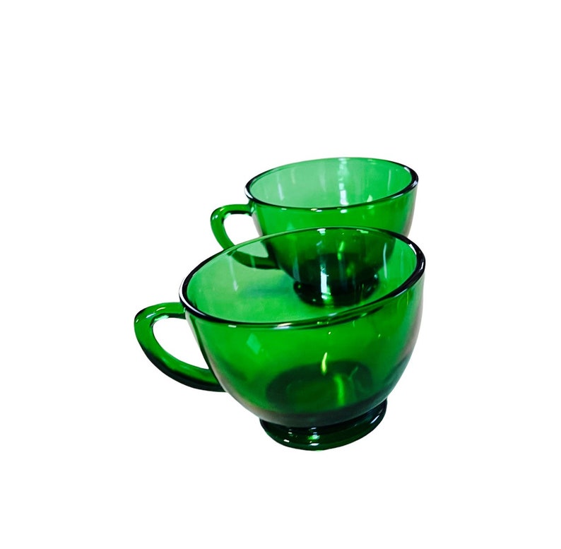 2 Vintage Mid Century Emerald Green Glass Tea/coffee Cups Etsy