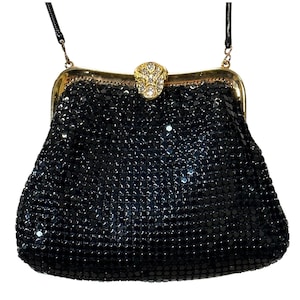 Vintage La Regale Black enameled metal Evening Handbag with top lock closure Mid Century